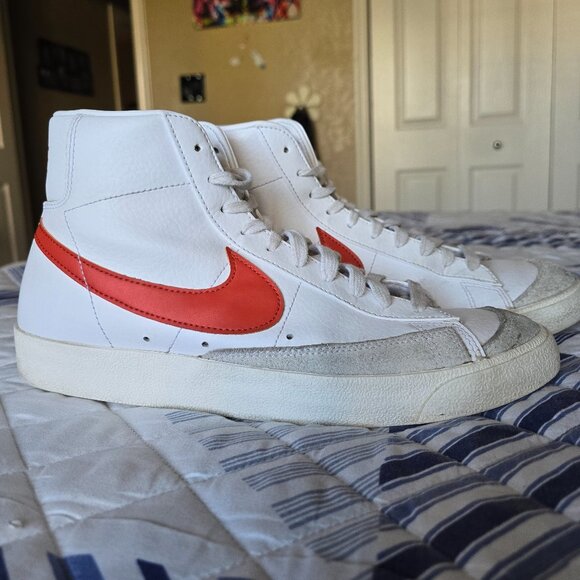 Nike blazer's mid 77 habanero red (Mens size 10) - Picture 1 of 16